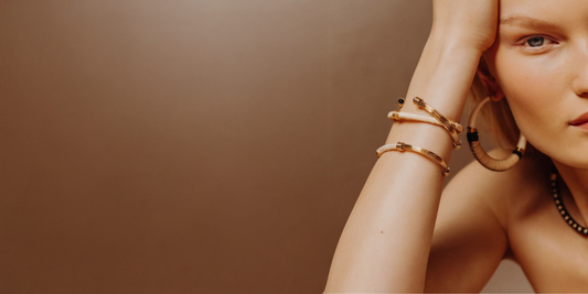 The Art of Layering Jewellery: Your Ultimate It-Girl Guide