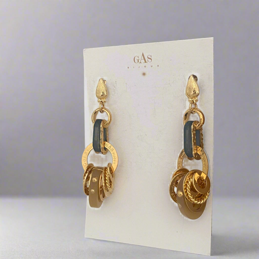 Gas Bijoux Prato earrings, crafted in 24K gold-plated brass and featuring a mix of beads for a bi-material effect.