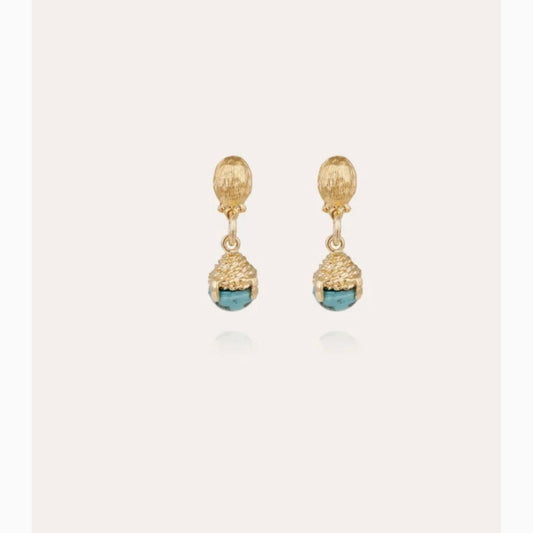 Gold plated pendant earrings, from the Gas Bijoux Lucce collection, adorned with colored glass stones set with small clasps. Length: 2.7 cm - Width: 1 cm Weight (per earring): 5 g