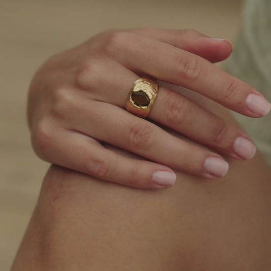 Carmen green ring by Agapee